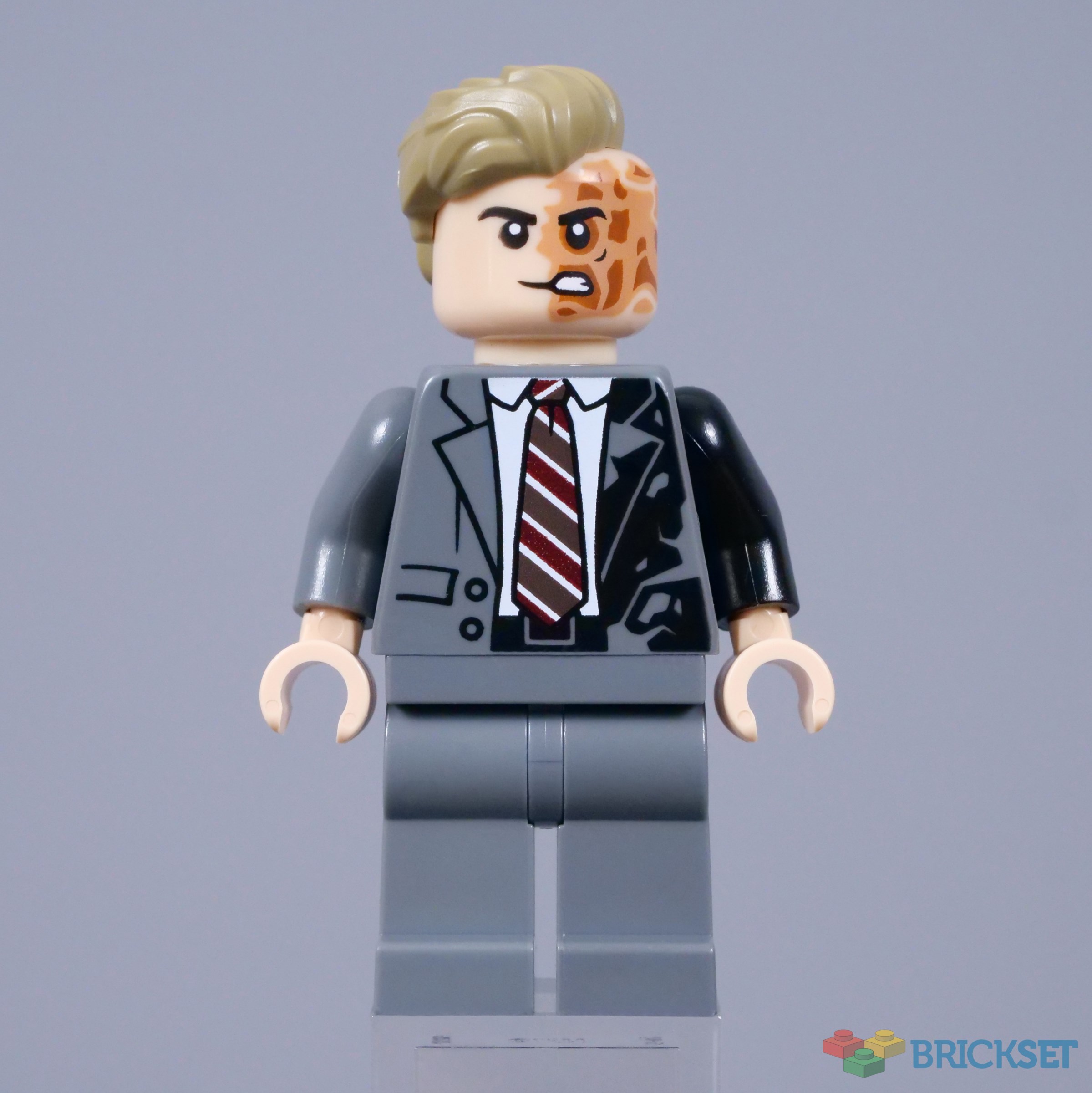 LEGO 76303 Batman Tumbler vs. Two-Face & The Joker review LEGO 76303 Batman Tumbler vs. Two-Face & The Joker review